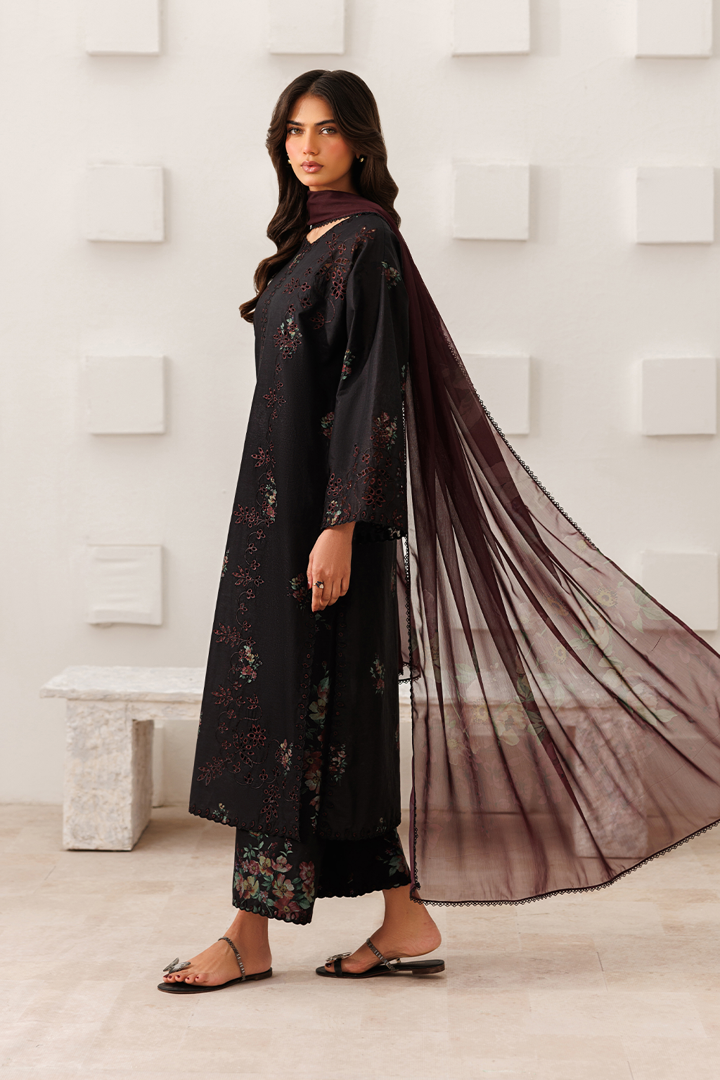 Iznik | Printed Lawn | UE-637