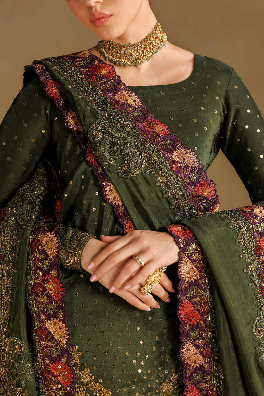 Iznik | Formals 26 Embroidered Ramen Silk | UE-732