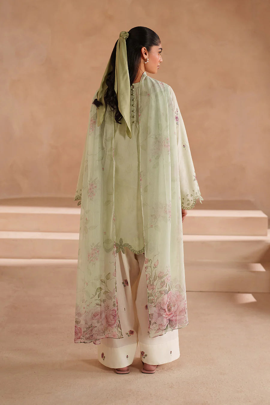 Iznik | Online Exclusive Lawn | UE-606