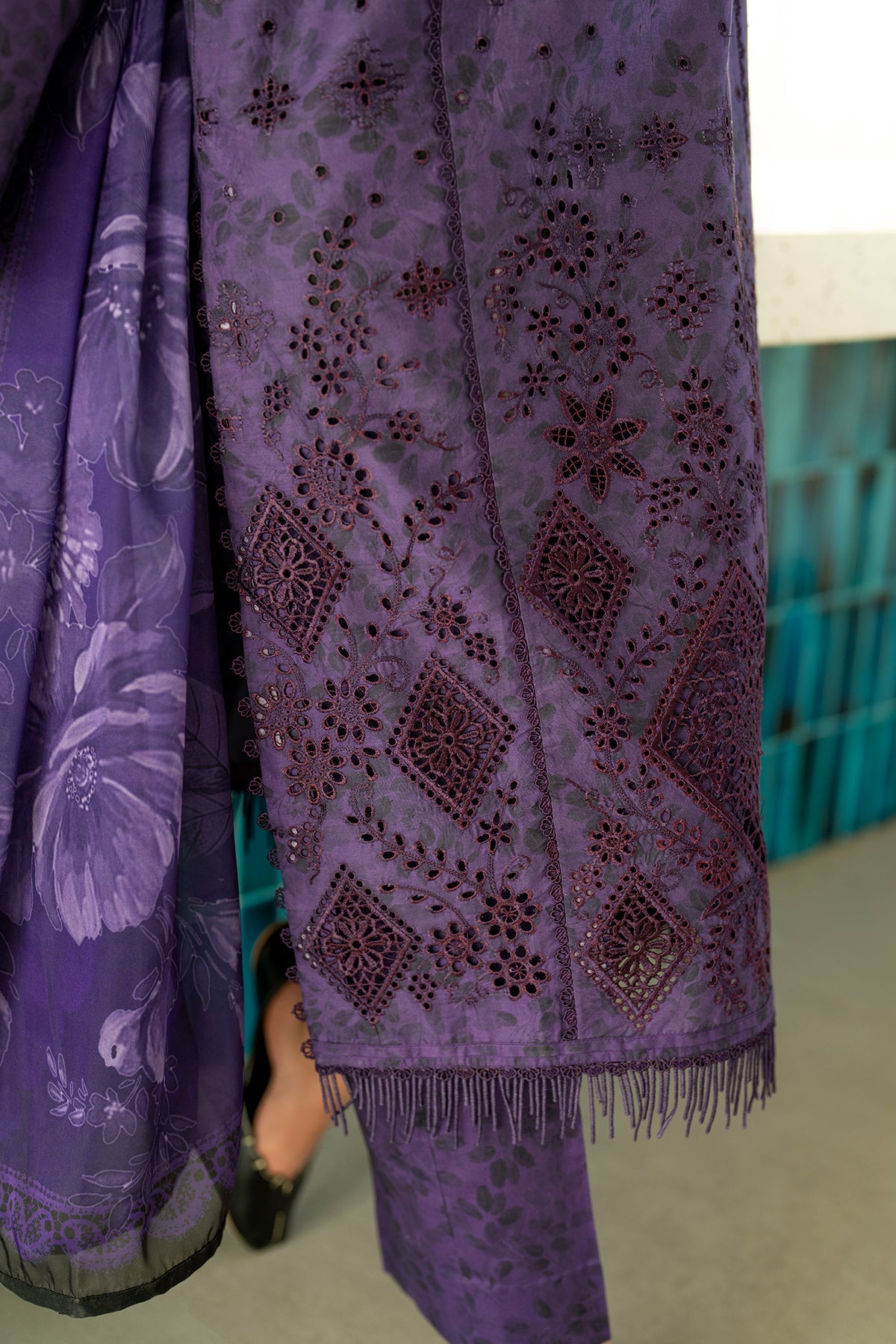 Baroque | Embroidered lawn | UF-4096