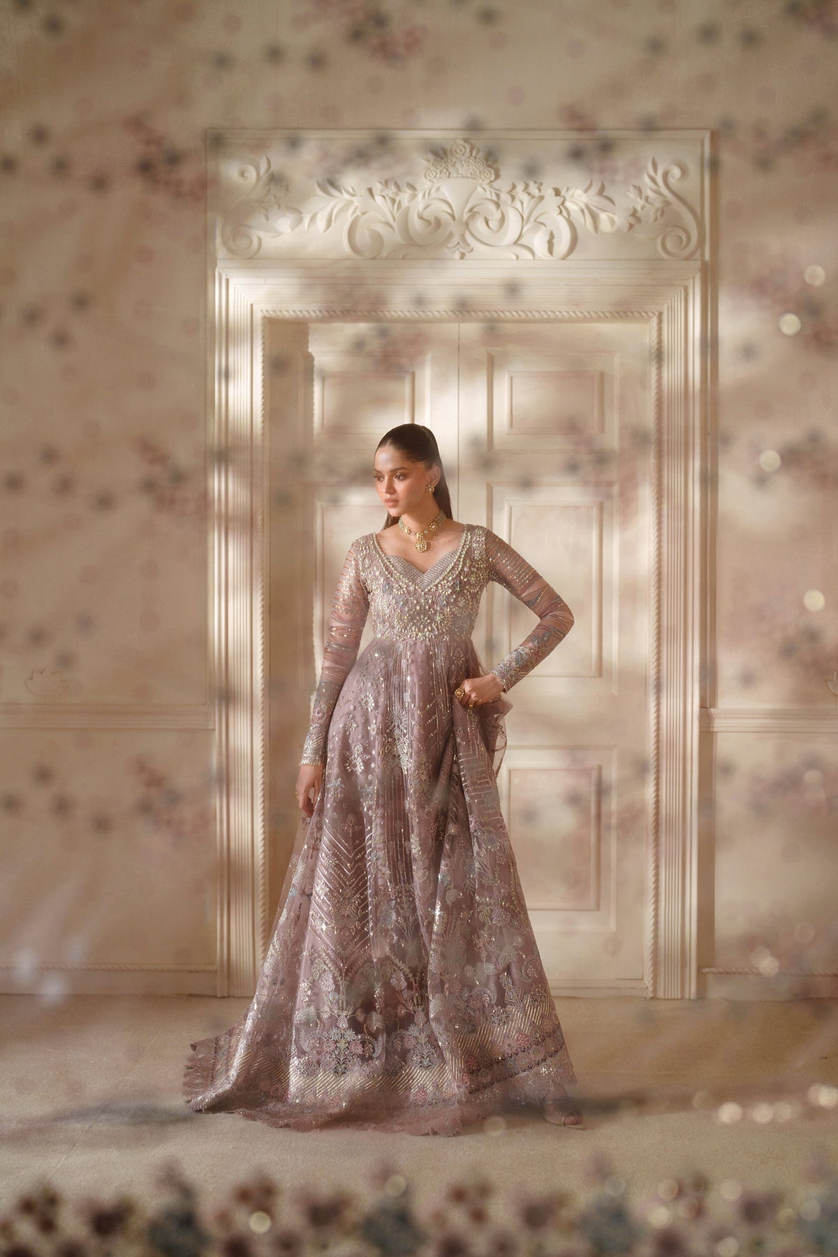Baroque | EMBROIDERED NET | CH14-04