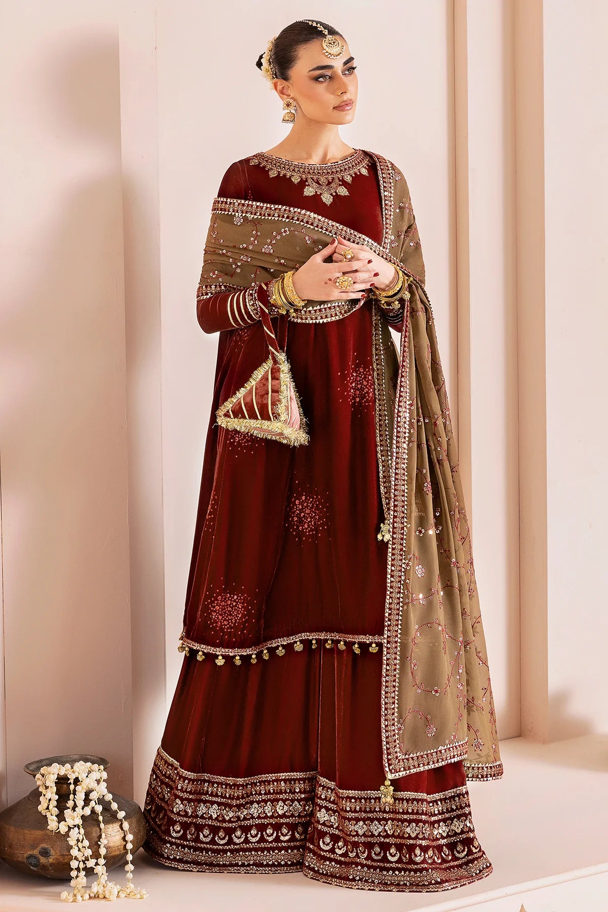 JAZMIN | Embroidered Velvet | CVF D-07