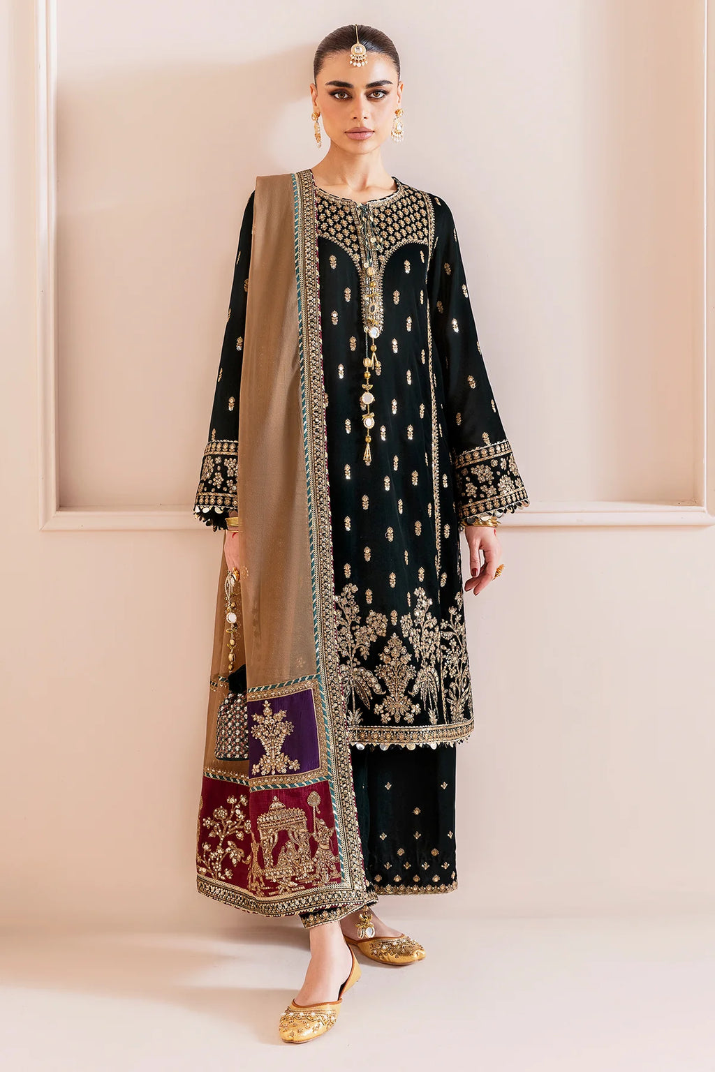 JAZMIN | Embroidered Velvet | CVF D-01