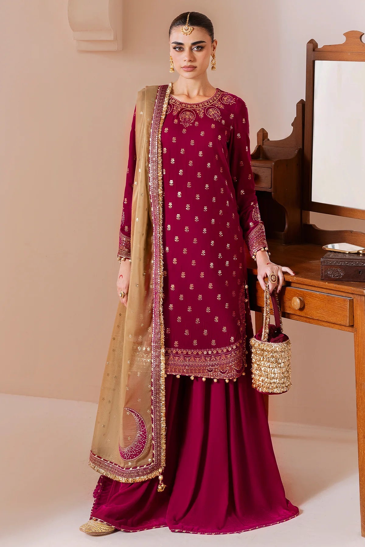 JAZMIN | Embroidered Velvet | CVF D-11