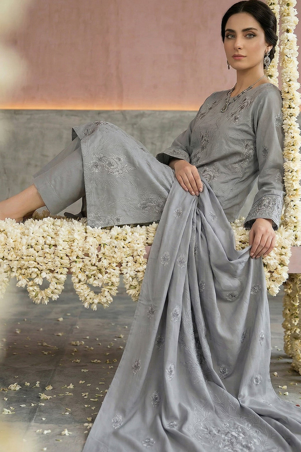 Noor E Fajar | Saira Luxury Lawn | NF-1559