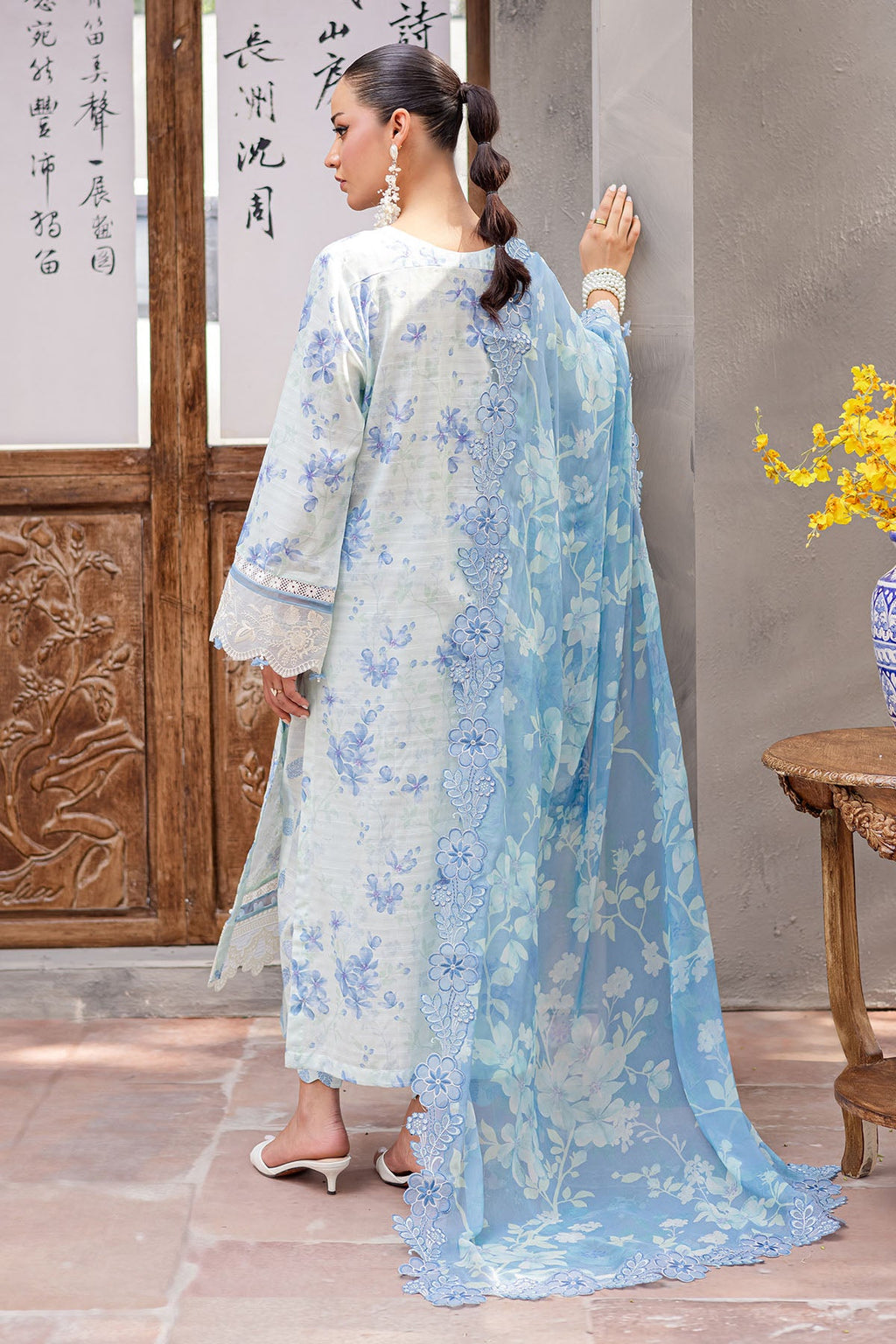 Nureh | Bloom Lawn | BL-09