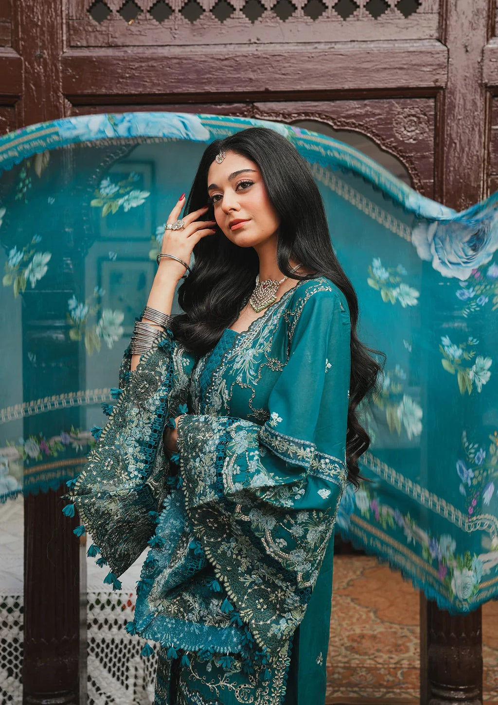 Kahf | Ek Fasana Luxury lawn '26 | Morni