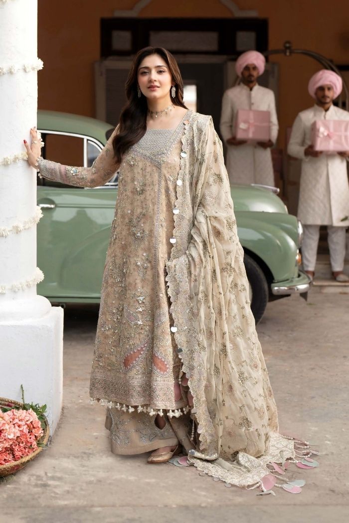 Nureh | Jhoomro Luxury Formals | Izel