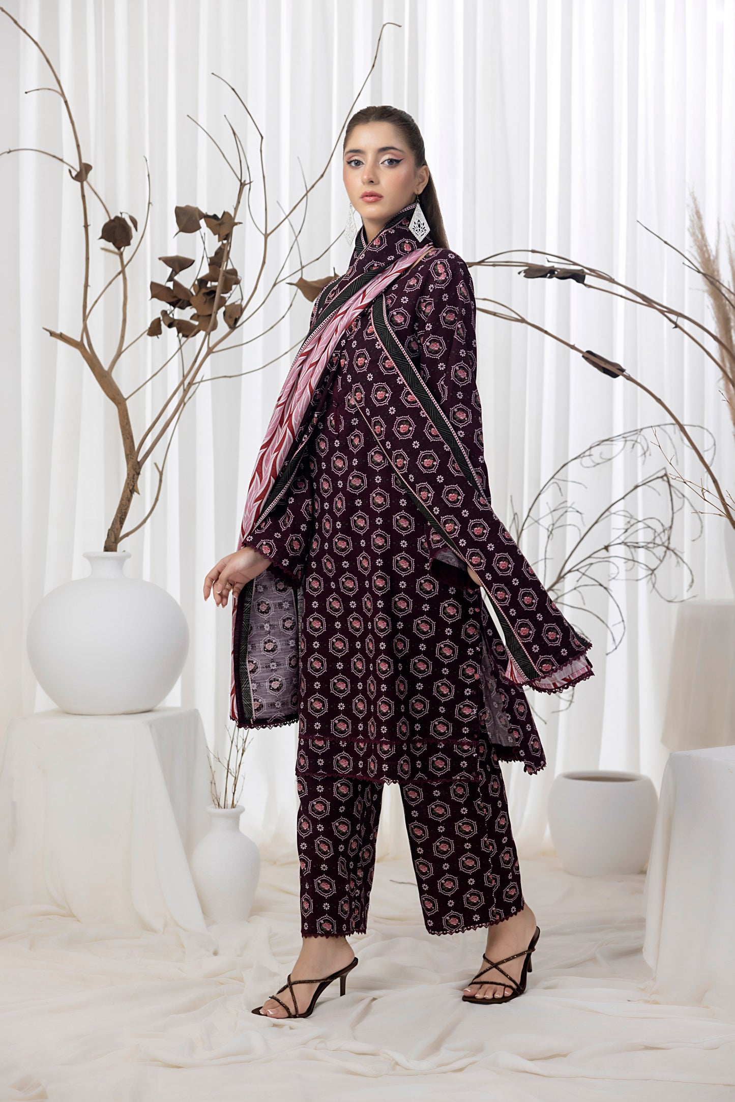 REGALIA | Salina Printed Khaddar | SSPKV1-7