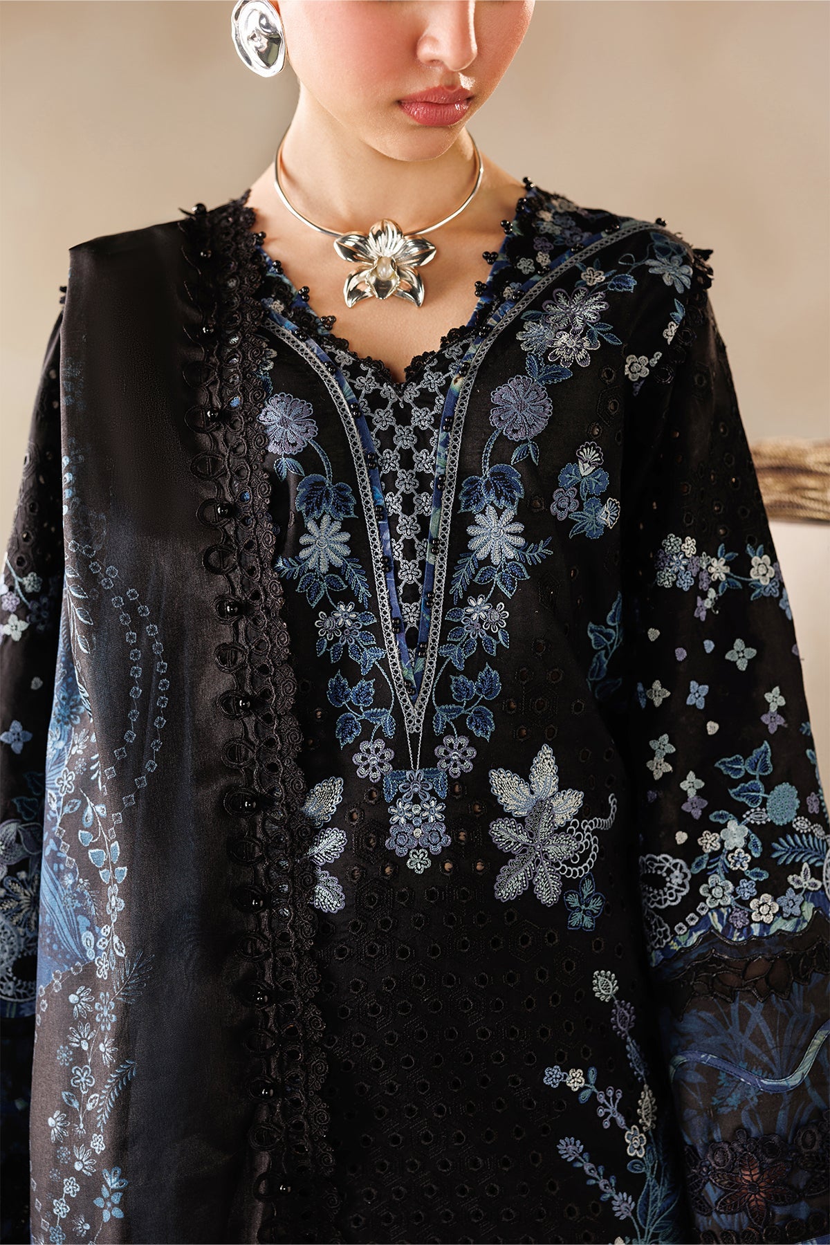 BAROQUE |EMBROIDERED LAWN | EL26-D08