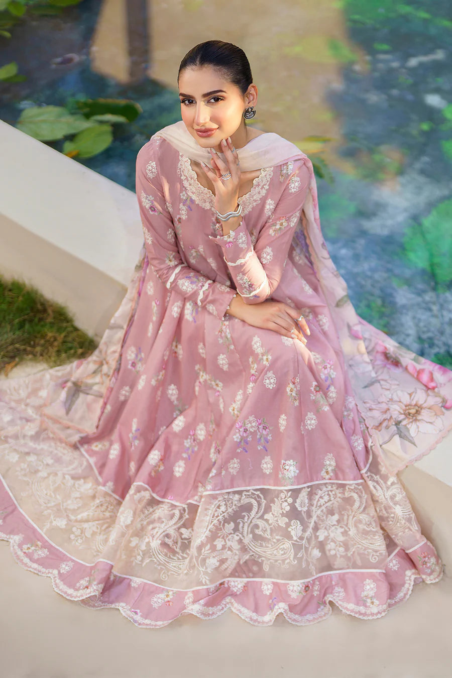 IZNIK | EMBROIDERED LAWN | SFL-08