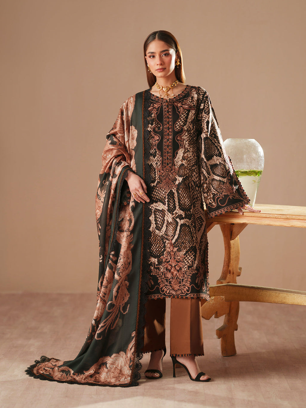 Bin Ilyas | Jojo Summer '26 - 3 PC Lawn | 83A