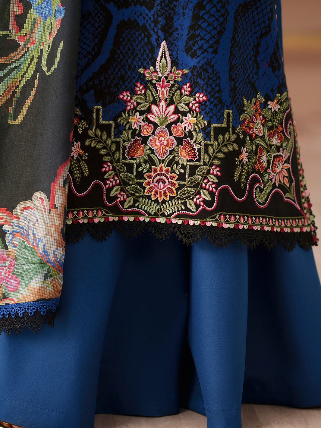 Bin Ilyas | Jojo Summer '26 - 3 PC Lawn | 83B