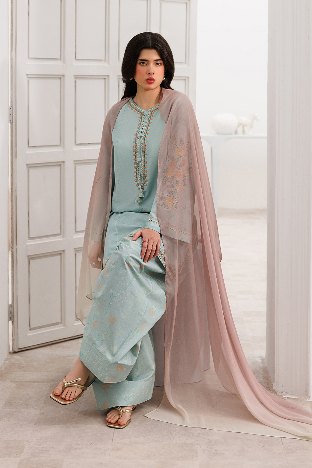 Iznik | Printed Lawn | UE-636