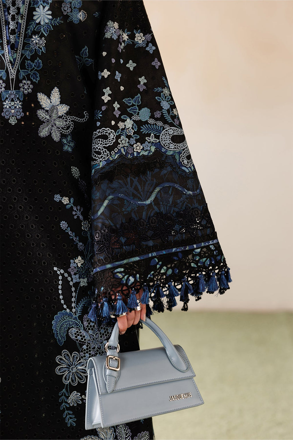 BAROQUE |EMBROIDERED LAWN | EL26-D08