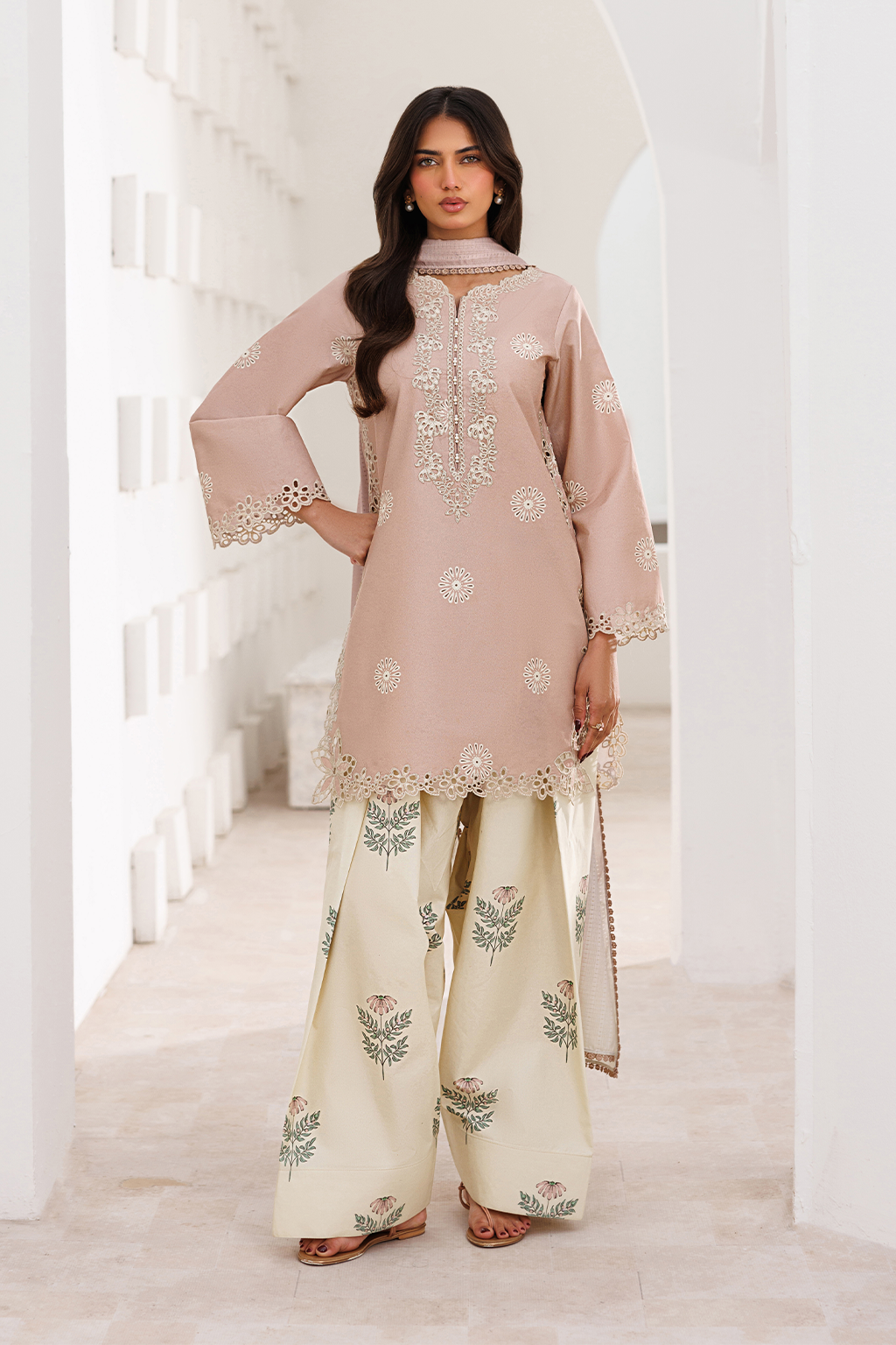 Iznik | Printed Lawn | UE-640