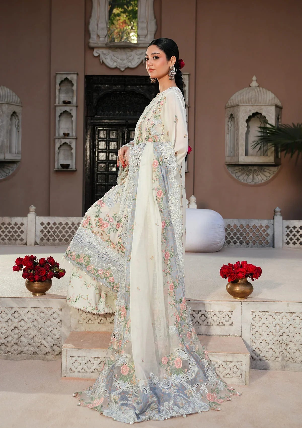 Kahf | Ek Fasana Luxury lawn '26 | Neelofar