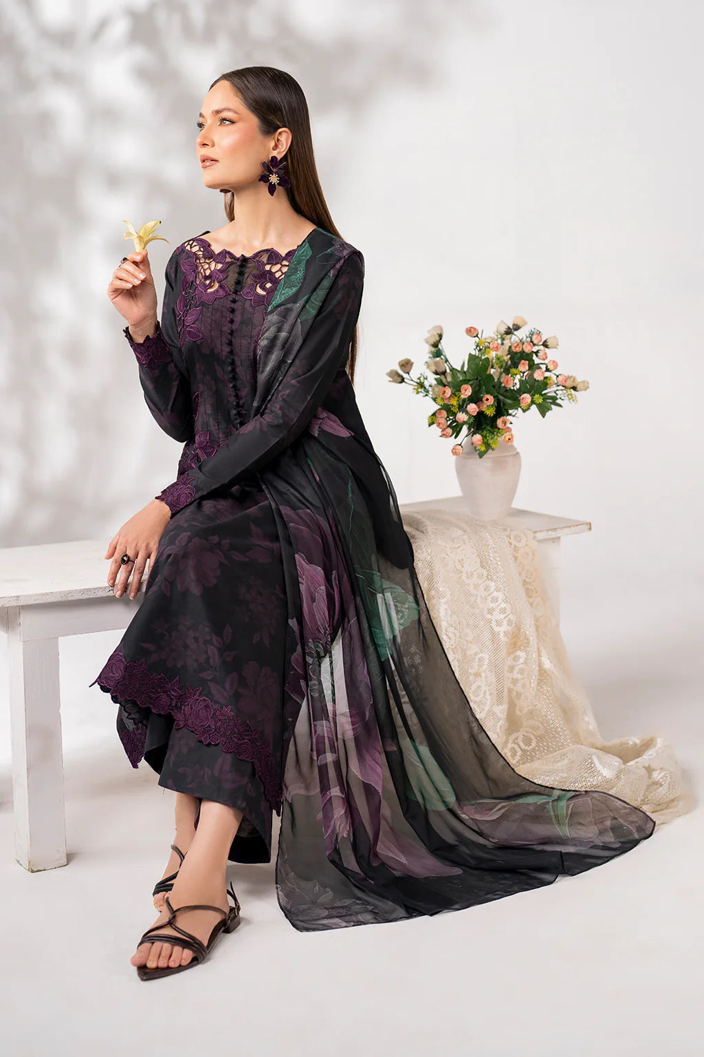 Iznik | Online Exclusive Lawn | UE-270