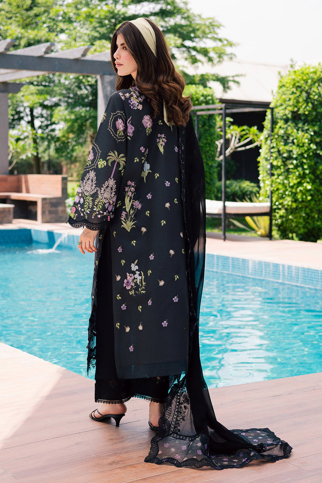 Nureh | Lily May Lawn | NE-263