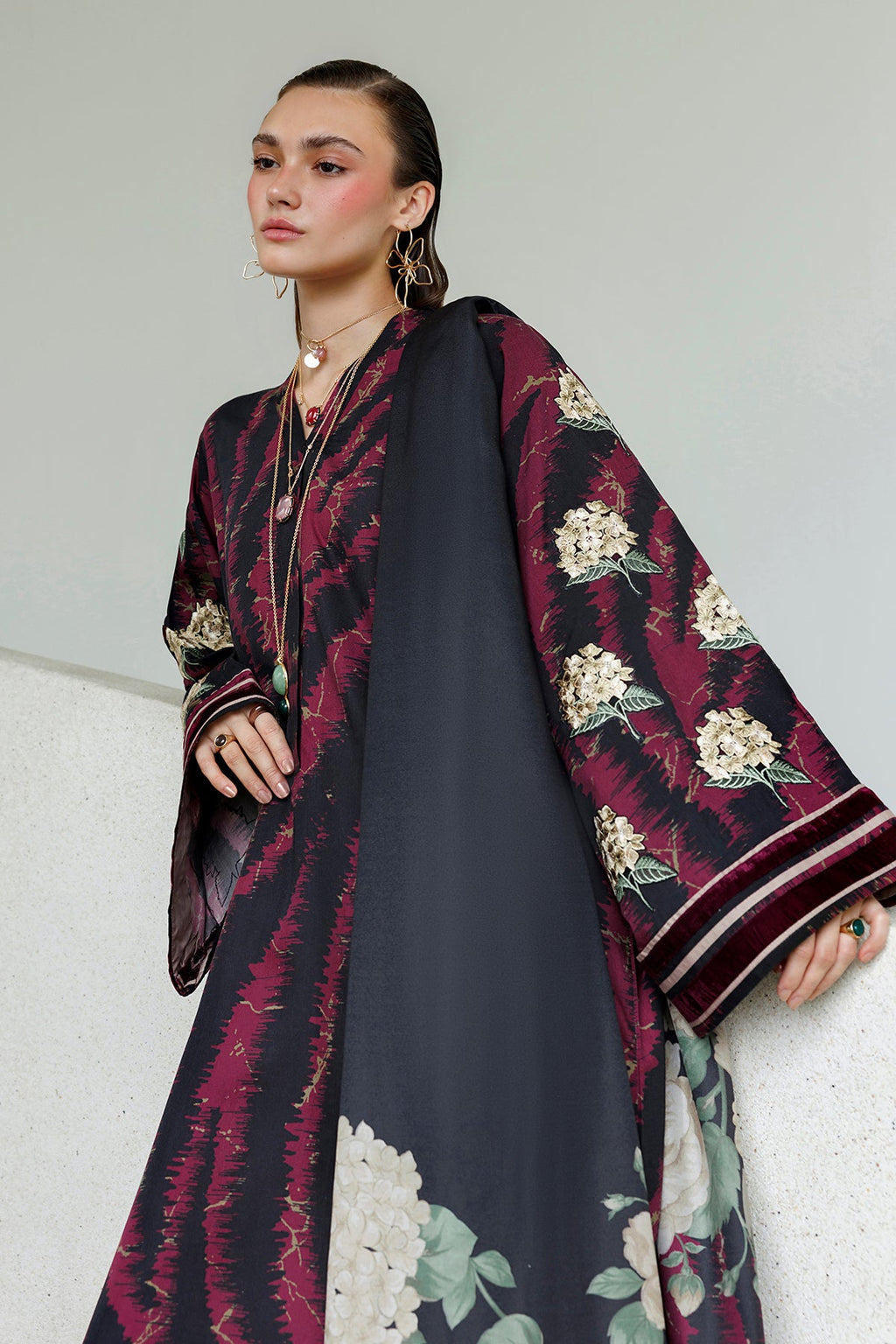 Baroque | Digital Printed Viscose Winter | SF-4568