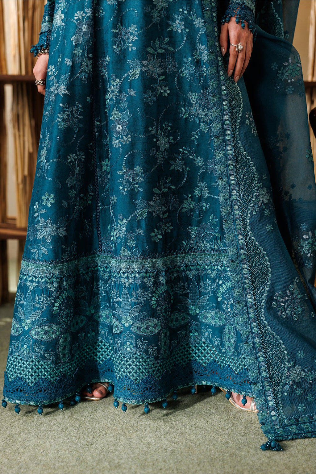 BAROQUE |EMBROIDERED LAWN | EL26-D04