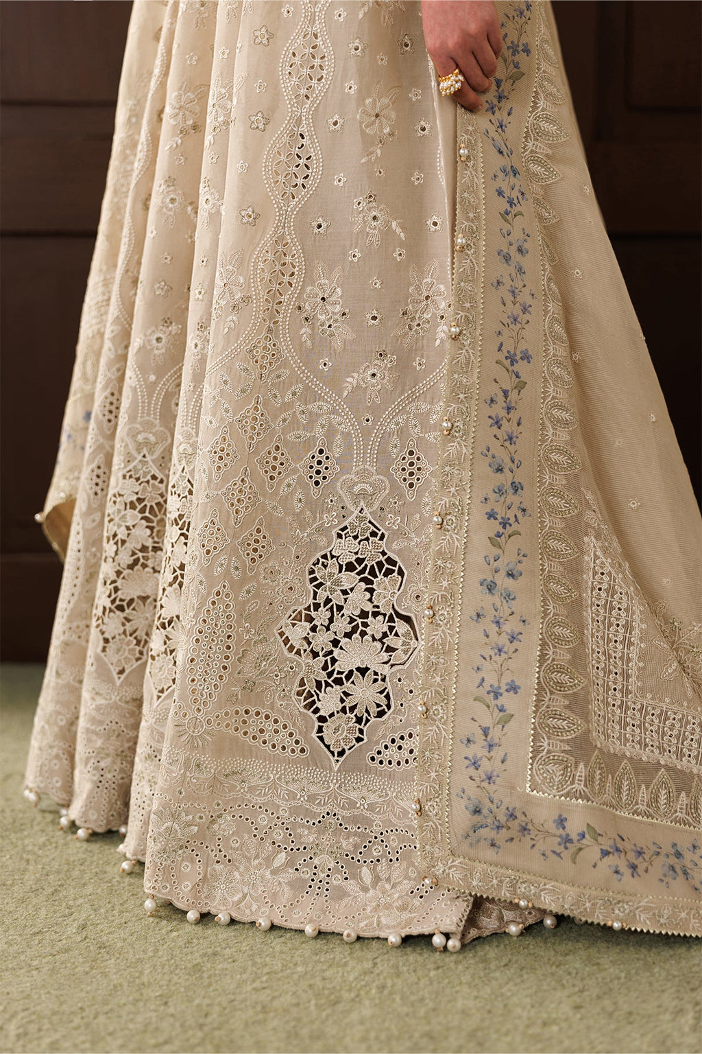 Baroque | Embroidered lawn | EL26-D03