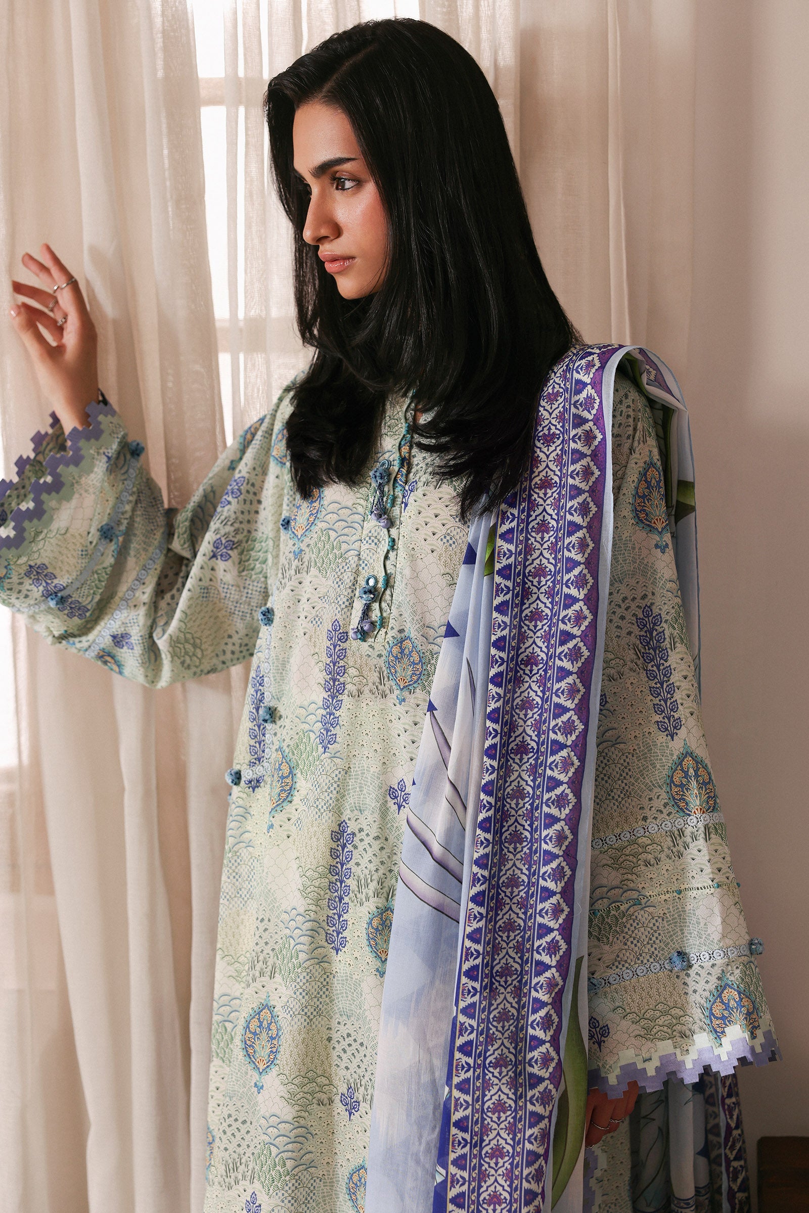 Zaha | Amaya Printed Lawn | LILIA