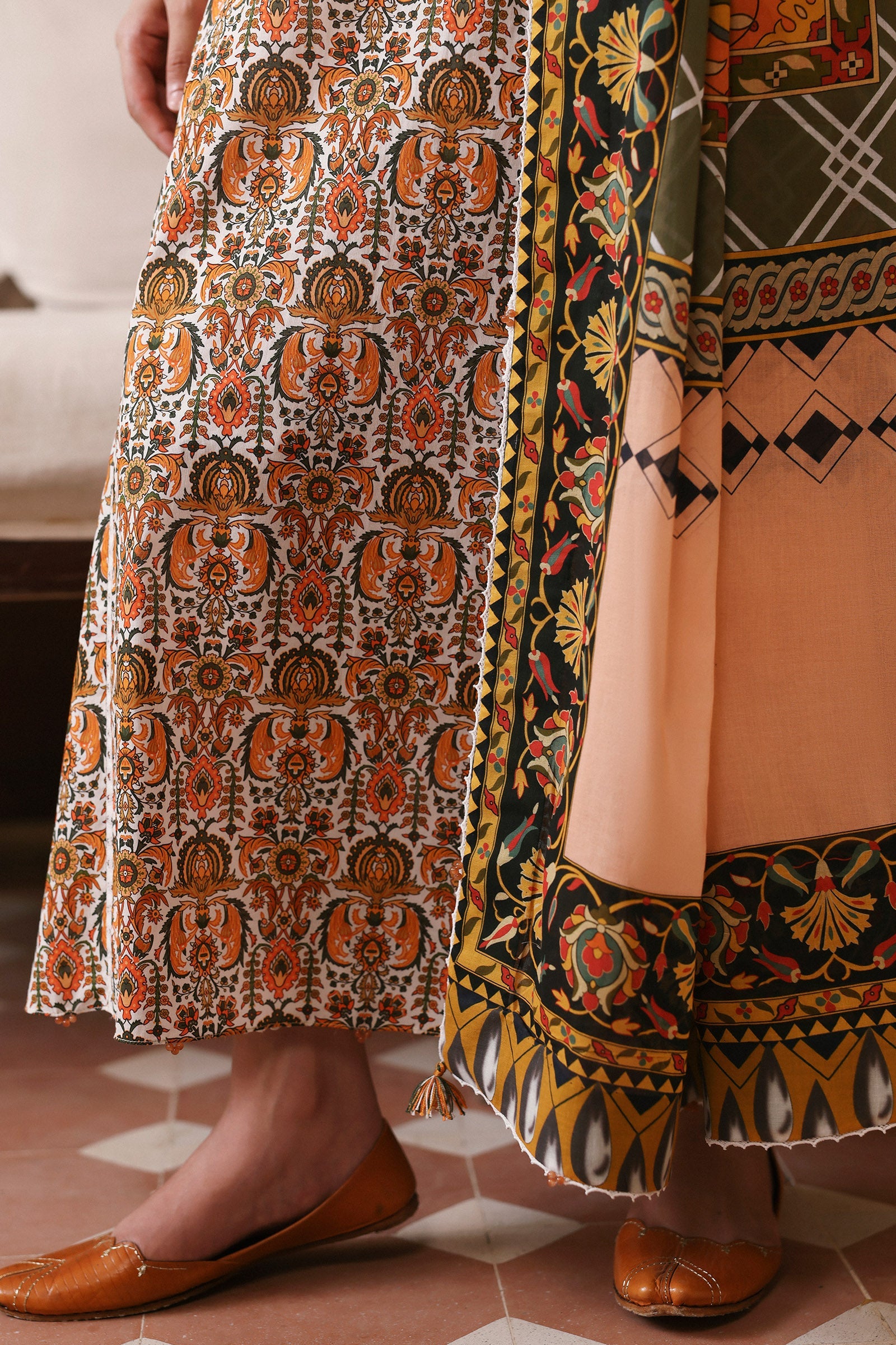 Zaha | Amaya Printed Lawn | SAHAR