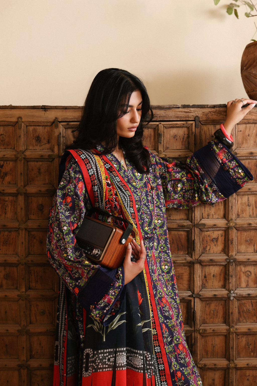Zaha | Amaya Printed Lawn | VEDA