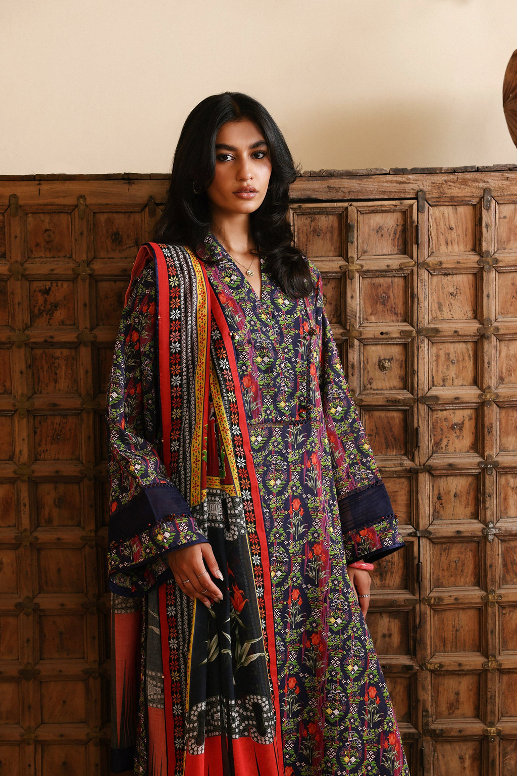 Zaha | Amaya Printed Lawn | VEDA