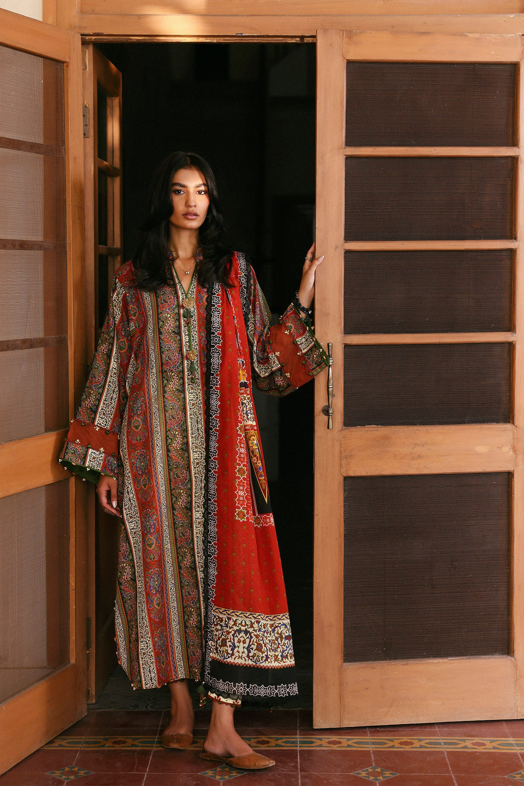 Zaha | Amaya Printed Lawn | RAYA