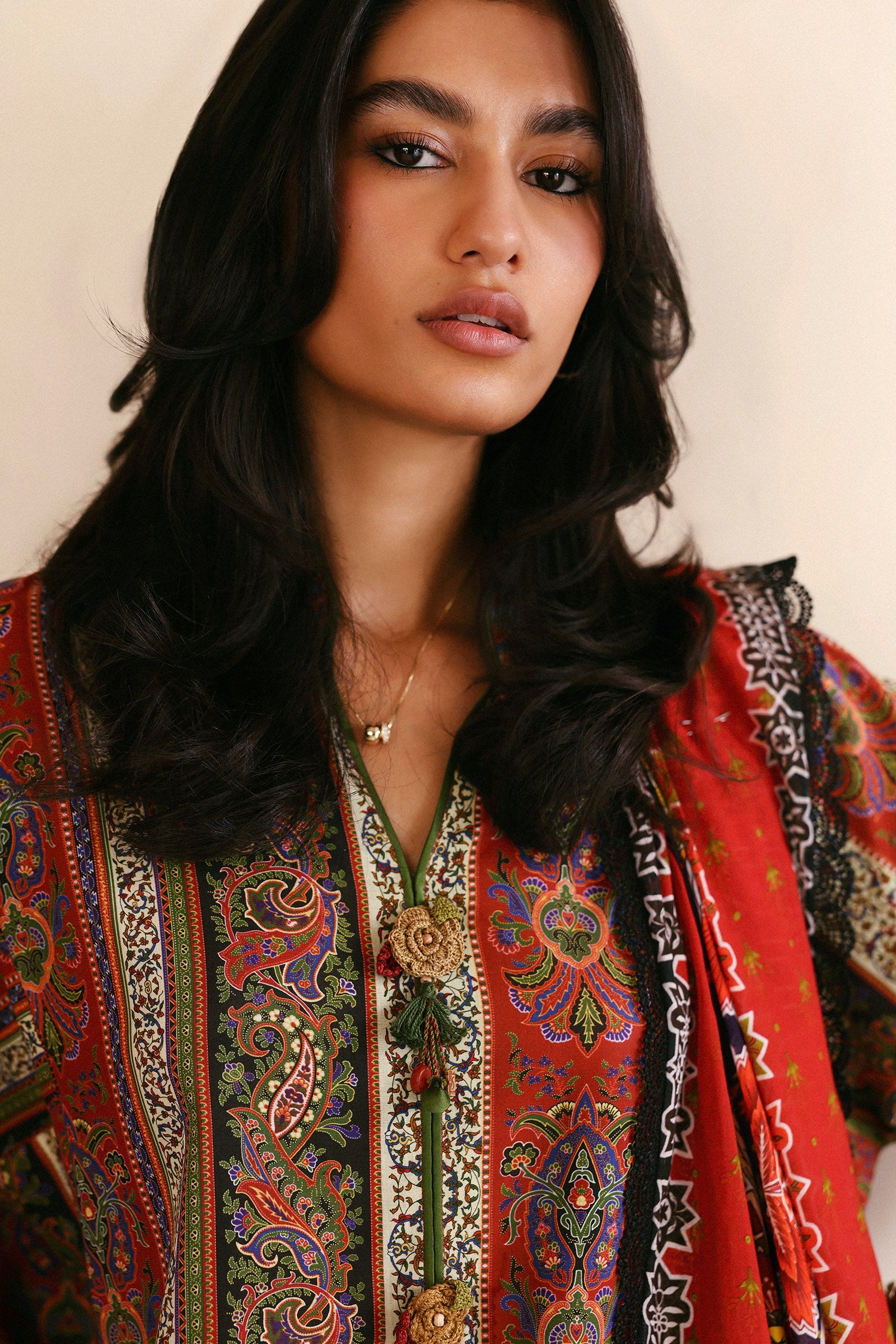 Zaha | Amaya Printed Lawn | RAYA