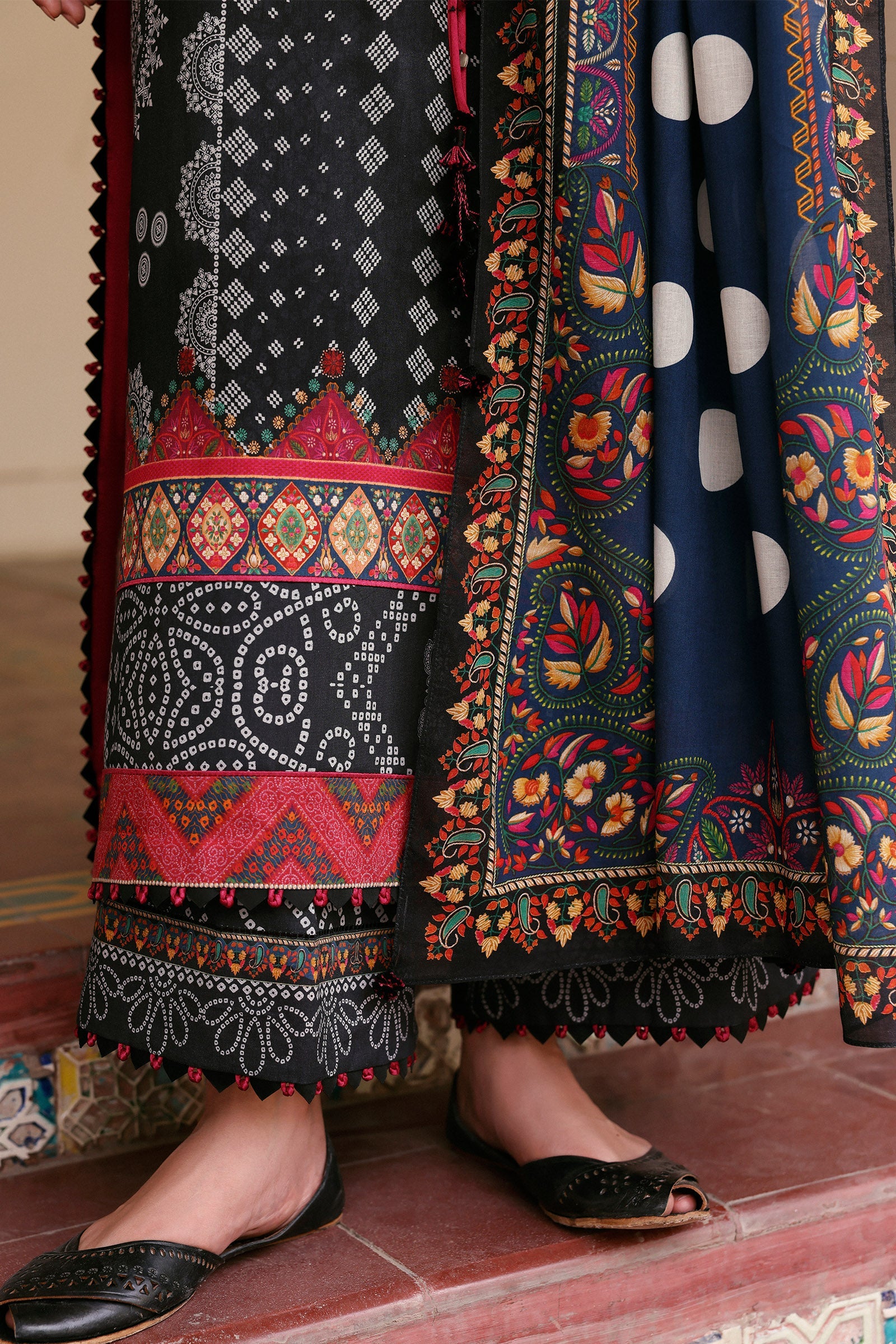 Zaha | Amaya Printed Lawn | NOIRA