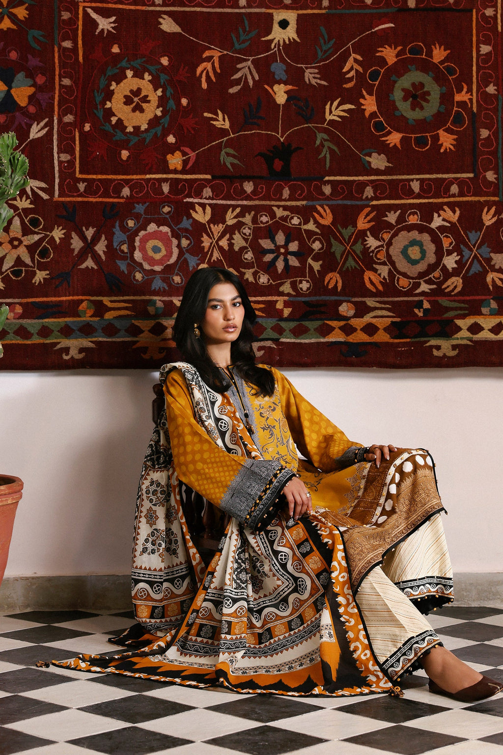 Zaha | Amaya Printed Lawn | ZIVA