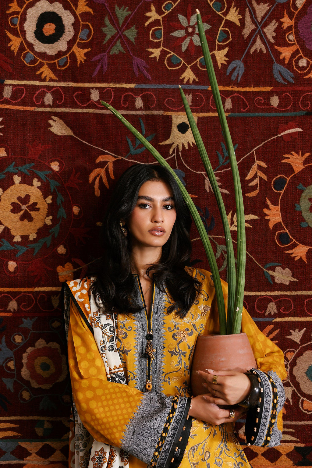 Zaha | Amaya Printed Lawn | ZIVA