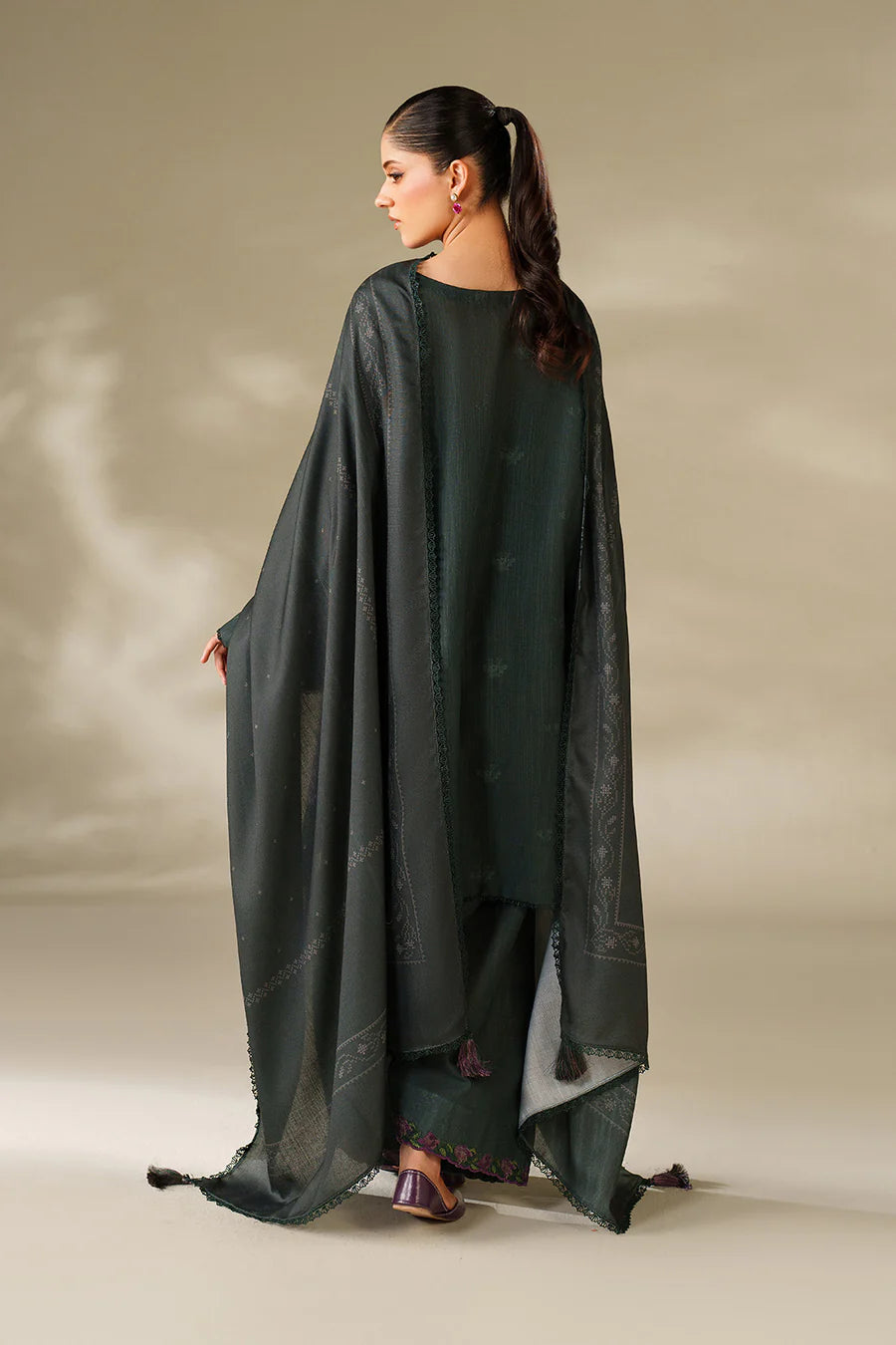 IZNIK |  PRINTED KHADDAR | UE-567