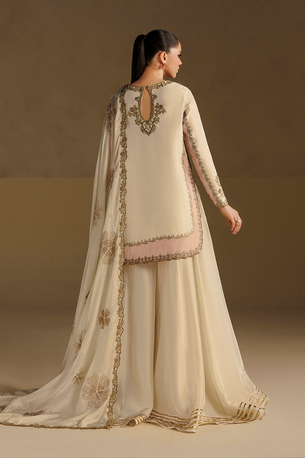 Iznik | Formals 26 Embroidered Ramen Silk | UE-735
