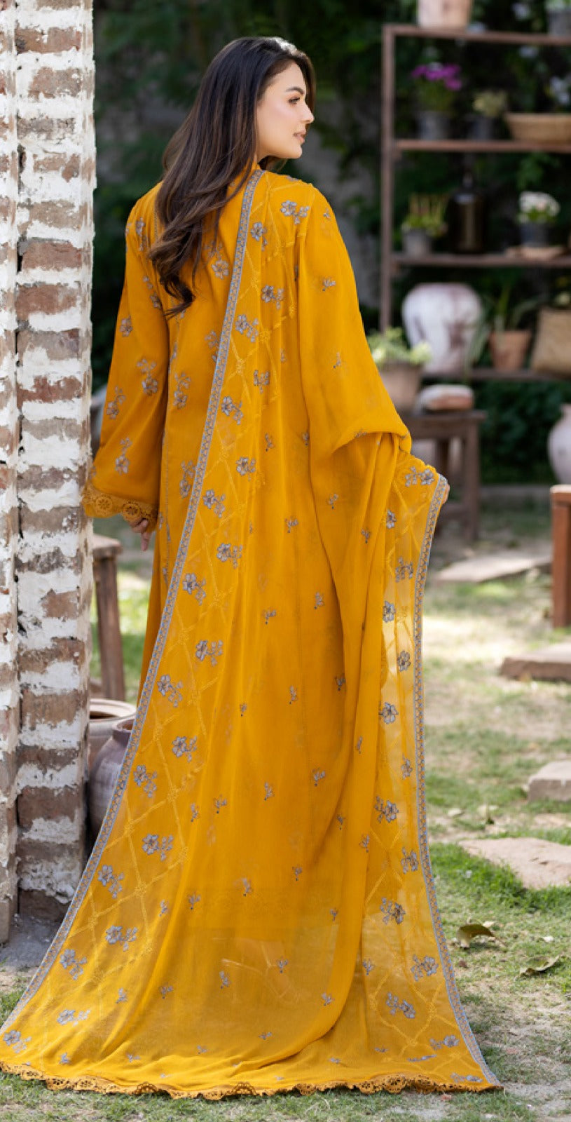 Zainab Fatima | Lawn VoL-2  | NF-1268