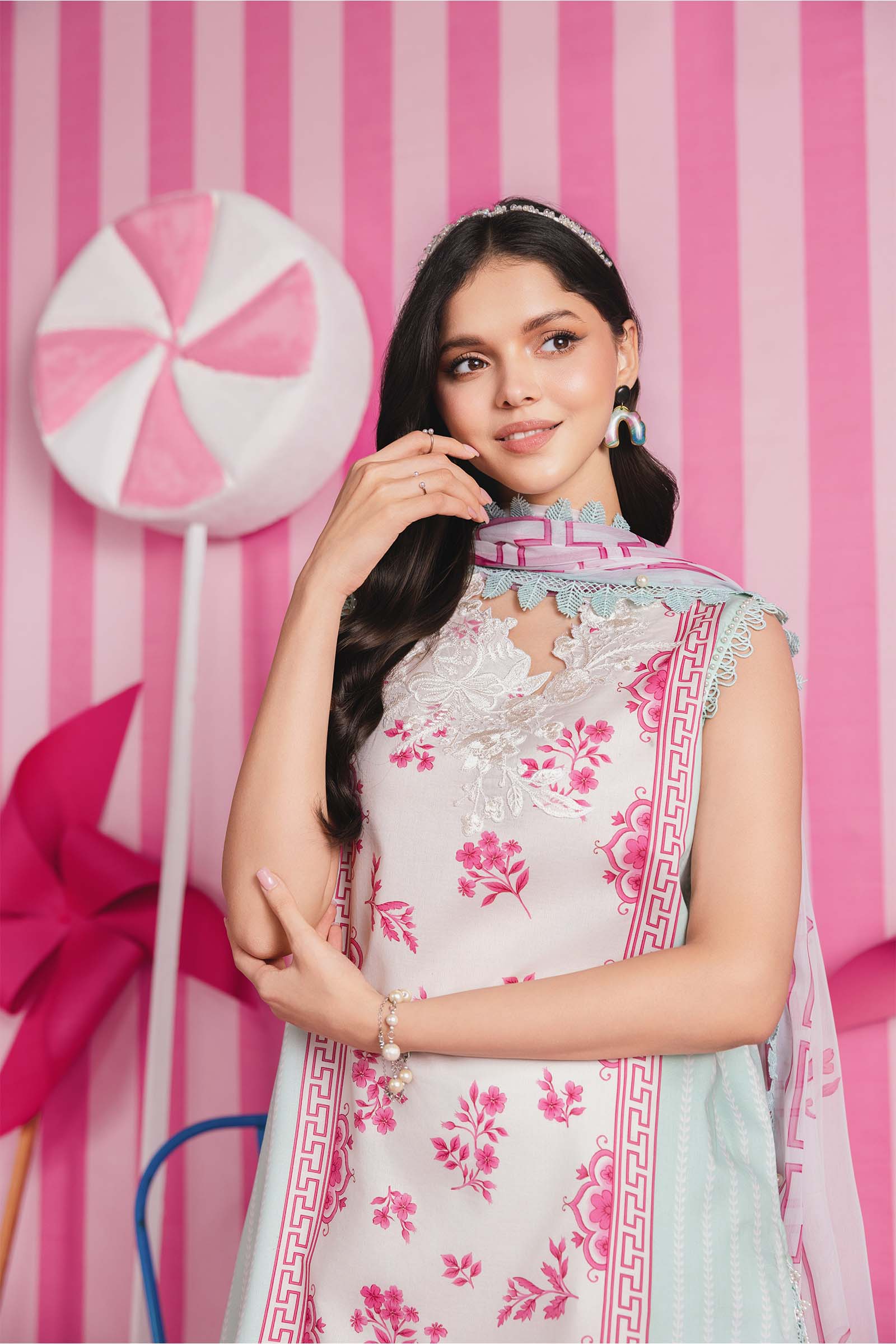 MARIA B | 3 Pc Unstitched Embroidered Lawn Suit | MB-CUSV13-09A