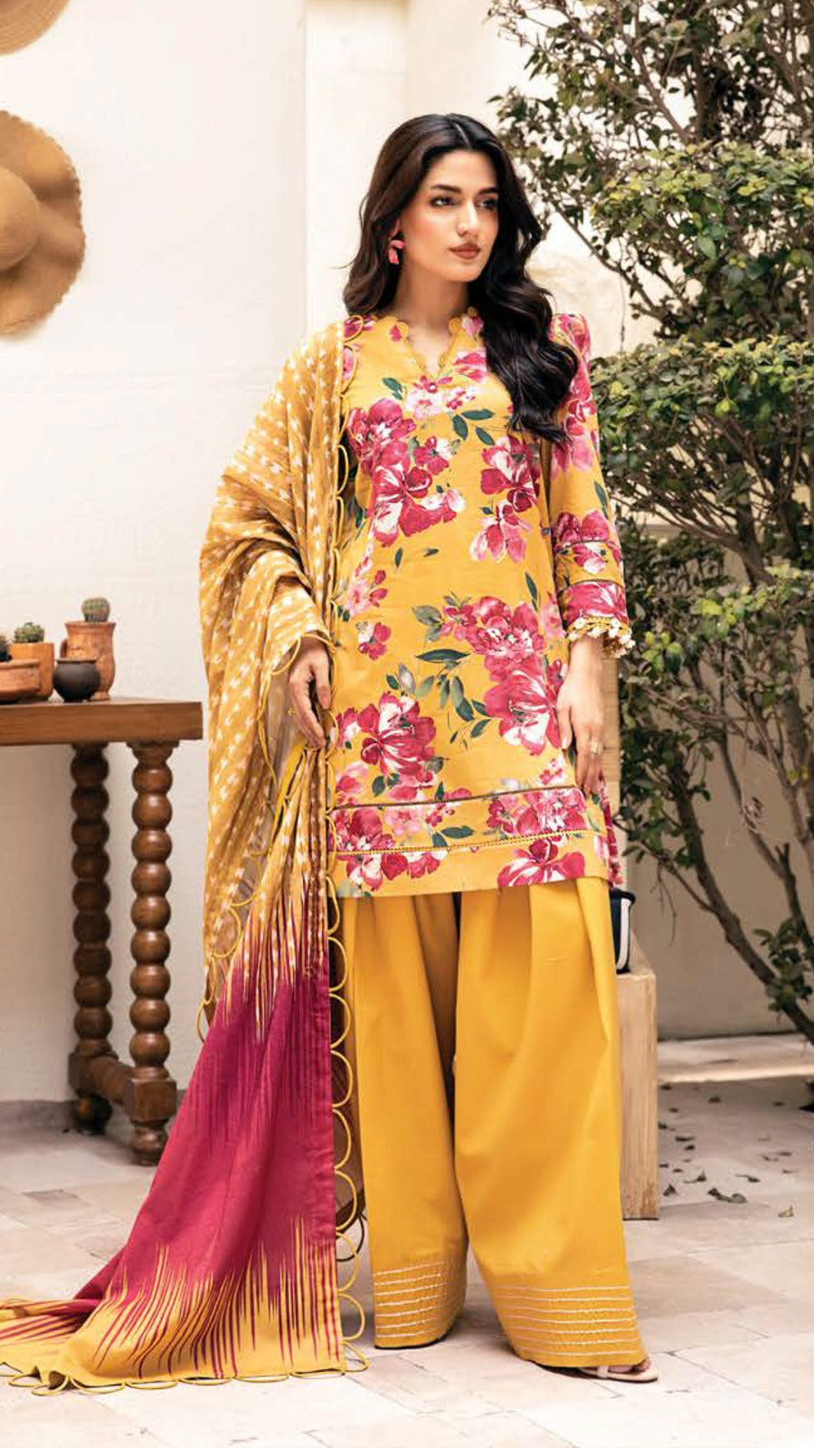 ELAHEH | M.BASICS LAWN | E10