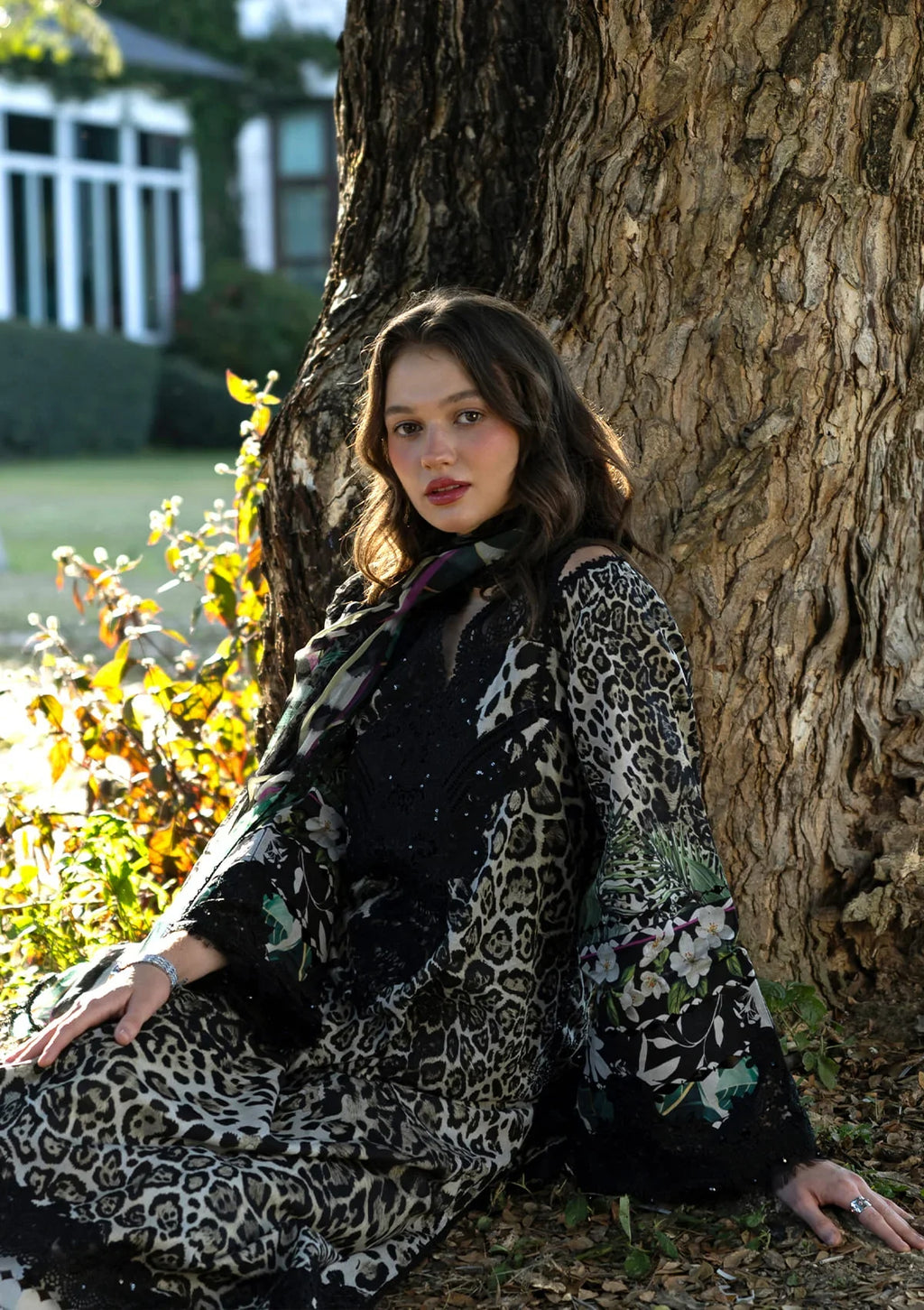 Elaf | Signature Embroidered Printed Lawn | Belladurne