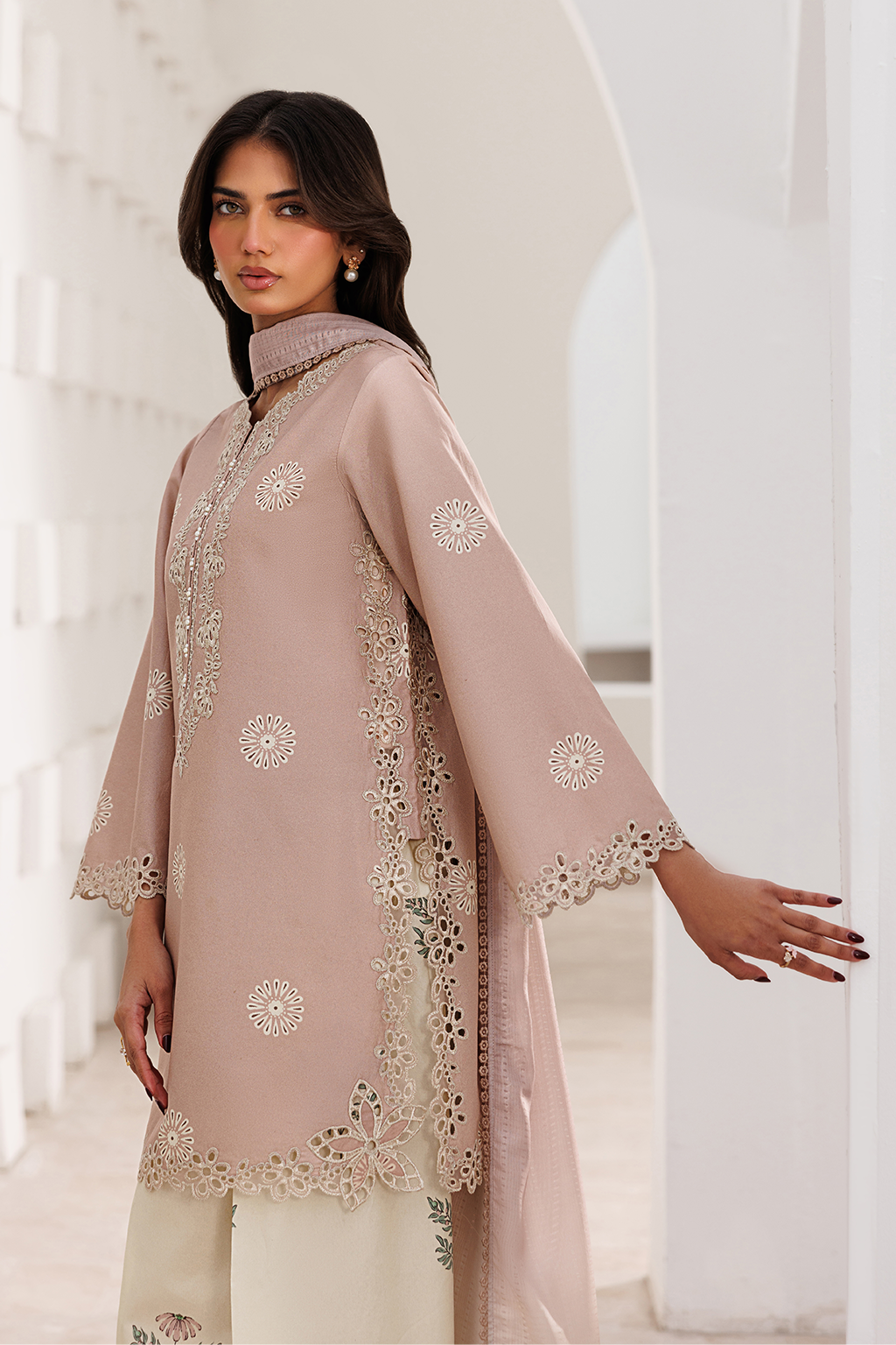 Iznik | Printed Lawn | UE-640