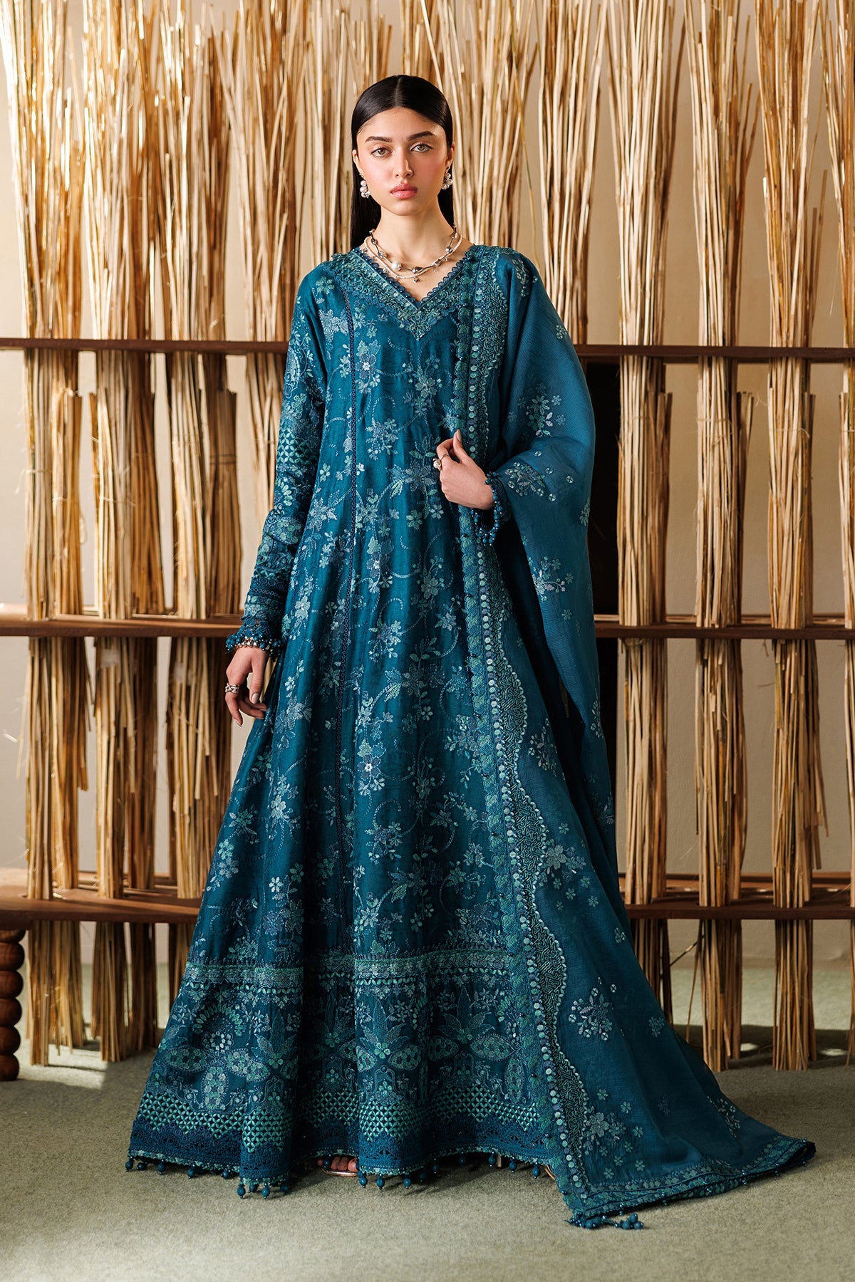 BAROQUE |EMBROIDERED LAWN | EL26-D04