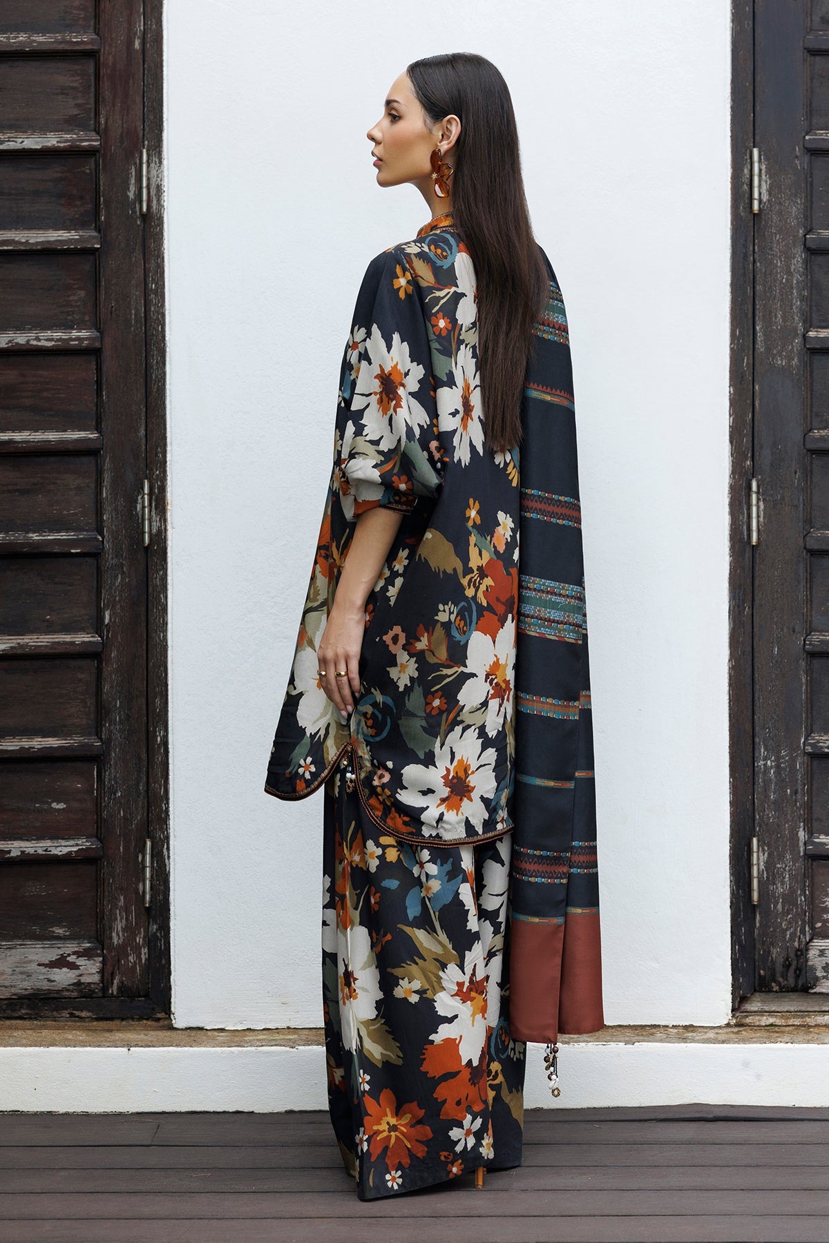 Baroque | Digital Printed Viscose Winter | SF-4561
