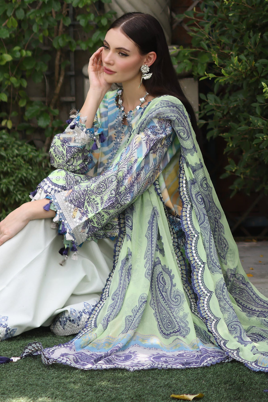 Charizma | Infinity Lawn | IN6-10