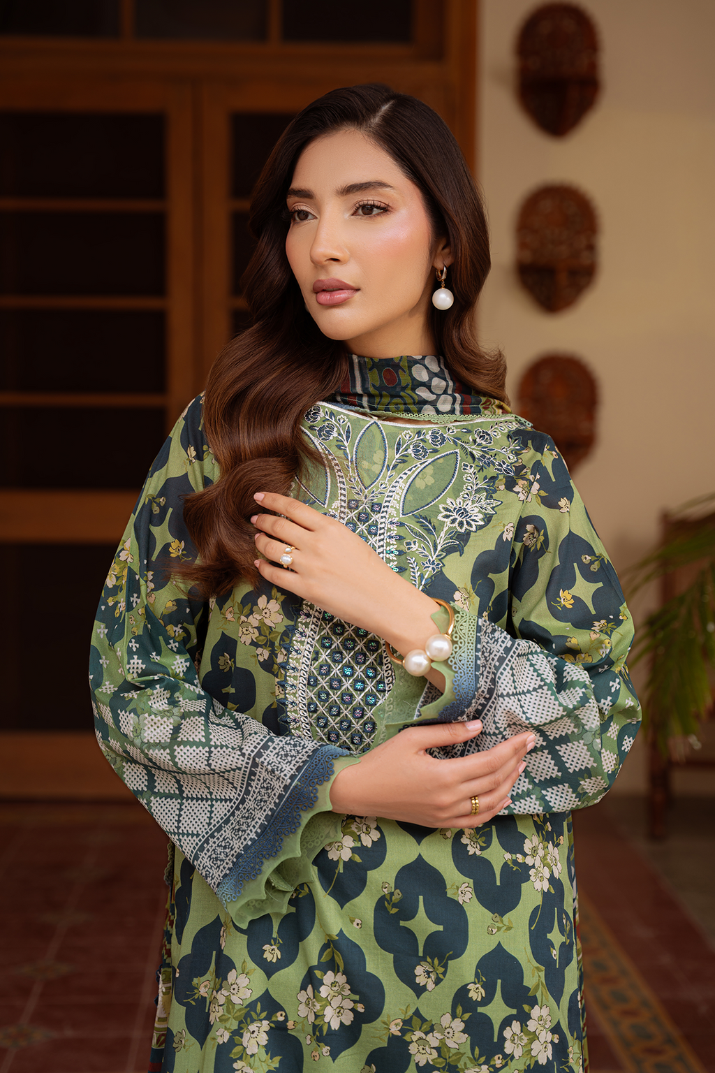 Daria | Ramdan Edit 2 - Embroidered Lawn Suit | DA-37