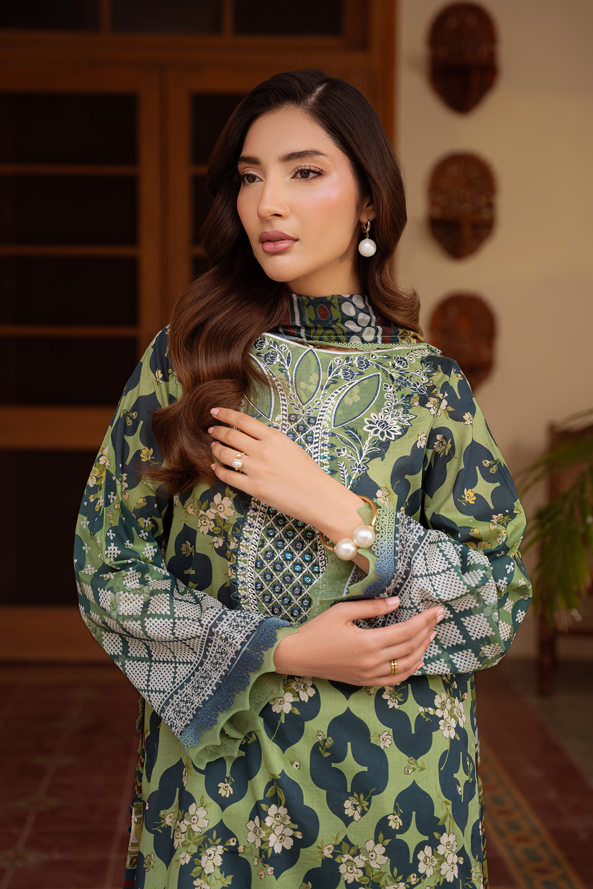 Daria | Ramdan Edit 2 - Embroidered Lawn Suit | DA-37