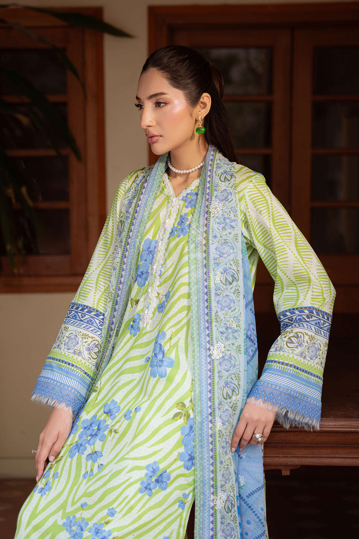 Daria | Ramdan Edit 2 - Embroidered Lawn Suit | DA-34