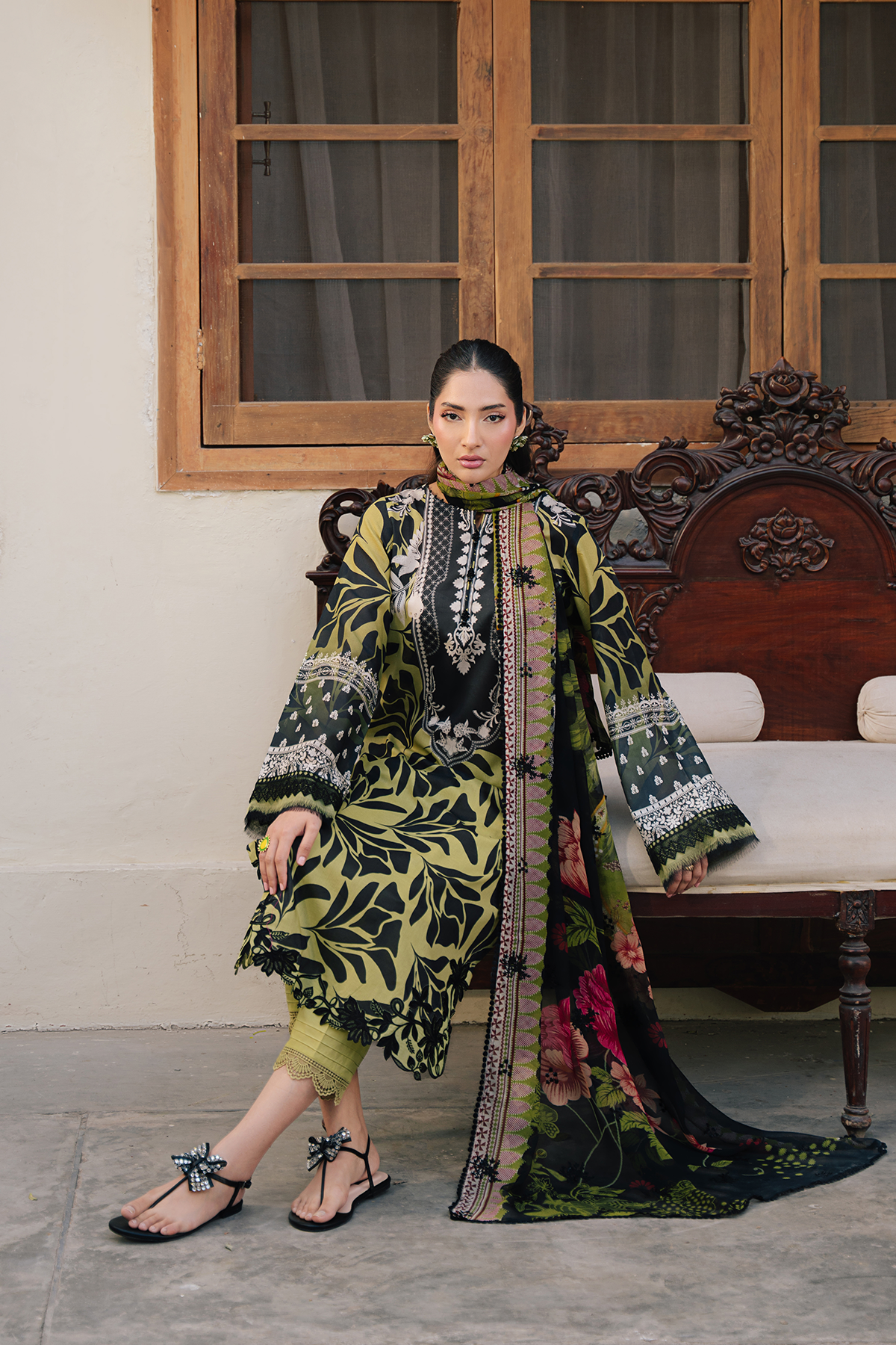 Daria | Ramdan Edit 2 - Embroidered Lawn Suit | DA-36