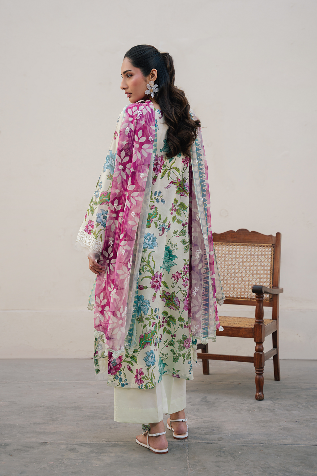Daria | Ramdan Edit 2 - Embroidered Lawn Suit | DA-38